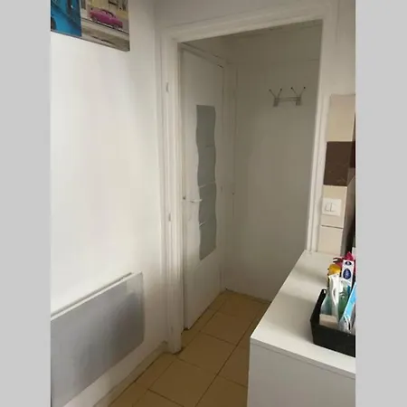 Apartment Studio Mansarde Gare De Et Place Liberte *